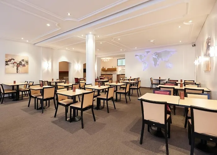 Central City Hotel Rochat