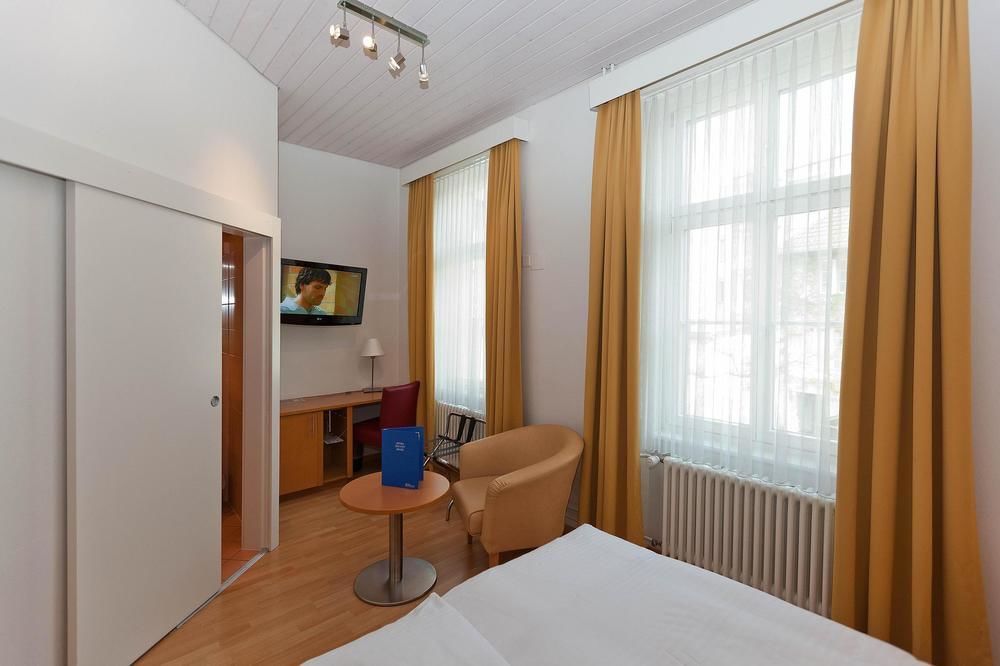 Rochat Hotel Basel